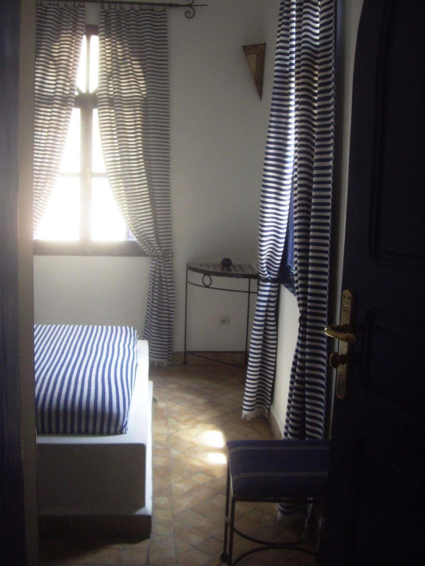 Dar Al Bahar Bed & Breakfast เอสเซาอิรา ภายนอก รูปภาพ